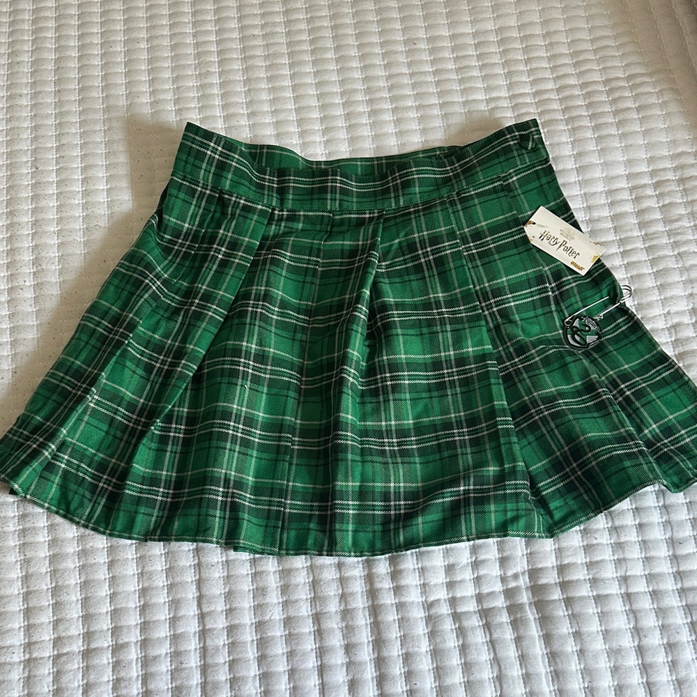 NWT Slytherin Harry Potter Wrap Skirt
